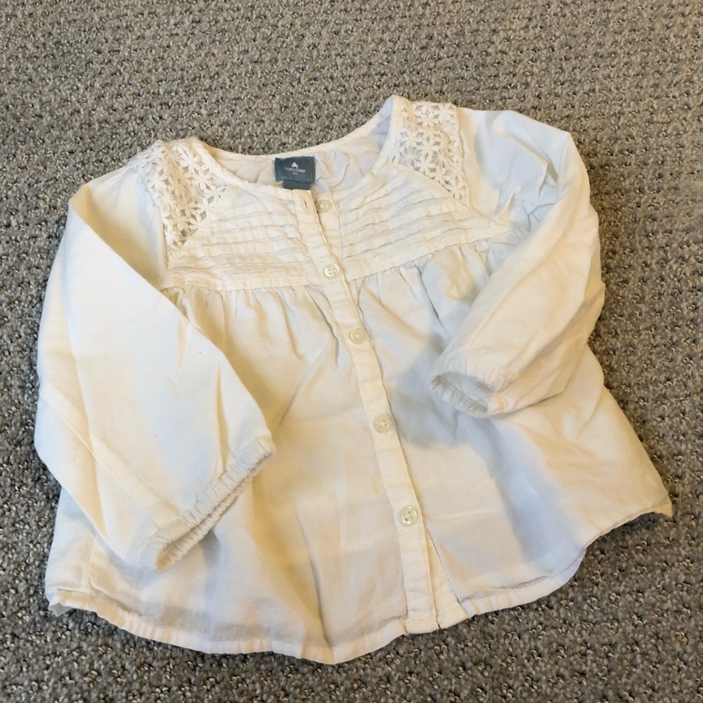Baby gap white top